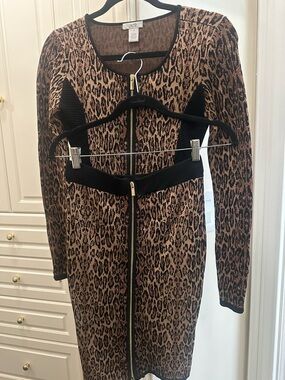 Cache Leopard Sweater Skirt Set Size XS